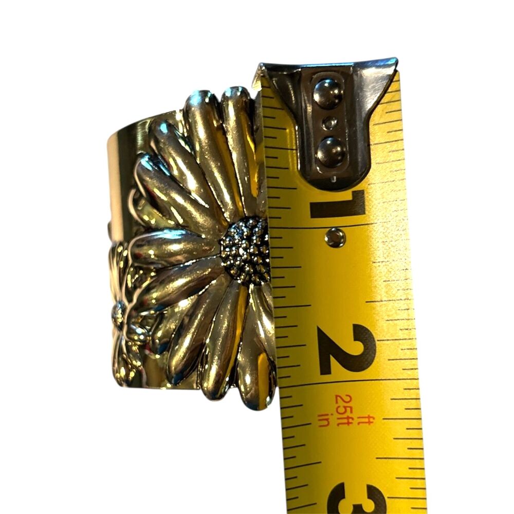 Gold Floral Daisy Cuff Bracelet Raised Design Adjustable - Picture 6 of 8